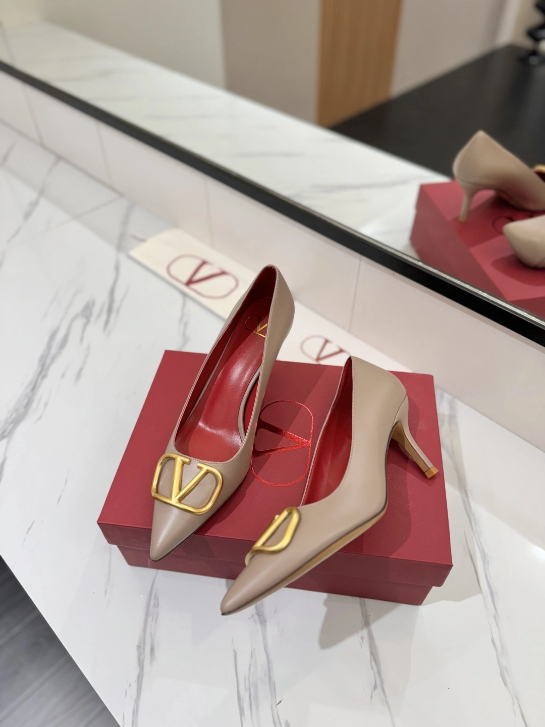 COCO-- V1859ti9o 1W2S0EN0DSHP45 Heel height：7.5CM goatskin Calfskin item:E-X138C3022